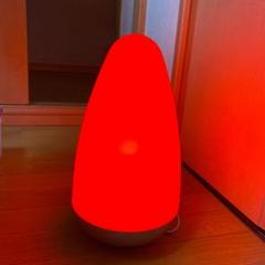 まあるい形の間接照明 オレンジ
