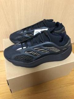 最終価格!アディダス イージーブースト700 V3 Clay Brown