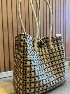 【未使用品】　肩がけ　かごバッグ　自立式