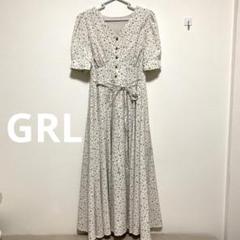 花柄 フロントボタンリボンベルト付き ミモレ丈シャツワンピース GRL - リボンベルト付☆小花柄ワンピース☆フロントボタン
