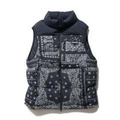 NIKE FCRB ダウンベスト リバーシブル Lサイズ NIKE FCRB ダウンベスト リバーシブル Lサイズ メンズ