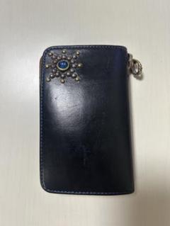 KC,s ケイシイズ　ミドルウォレット