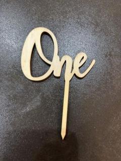 木製ケーキトッパー One