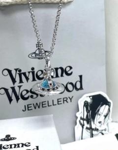 Vivienne Westwood スモールオーブネックレス は水色 10mm Vivienne Westwood スモールオーブネックレス は水色 10mm