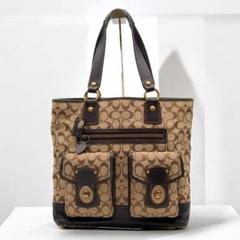 COACH Legacy Gigi Tote Bag Turn lock