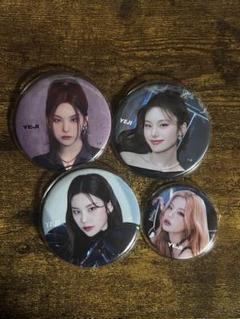 Itzy YEJI アクスタ缶バッジセット 2025年最新】Itzy イェジ 缶バッジの人気アイテム - メルカリ