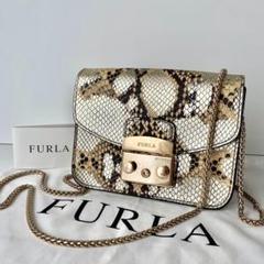 【FURLA】フルラ　メトロポリス　チェーンショルダーバッグ　パイソン　蛇 FURLA】フルラ メトロポリス チェーンショルダーバッグ パイソン