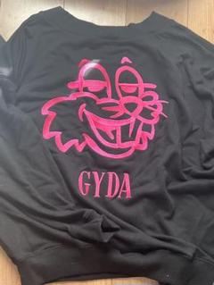 GYDA オーバーサイズスウェット