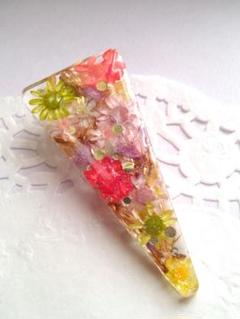 レジン　ヘアクリップ　ハンドメイド　スターフラワー　押し花　ラメ入り