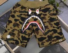 bape カモフラ サメデザインショートパンツ