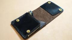 スマートトラッカーウォレット タンニン鞣し ブラック 茶芯 馬革