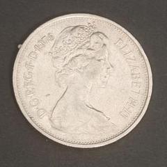 エリス島記念硬貨 1976年 銀製 銀貨 古銭 1976年 イギリス エリザベス 2 世 馬車 クラウン