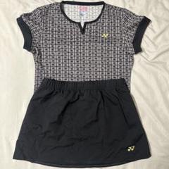テニス ウェア