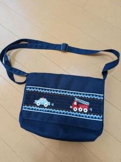ネイビー刺繍ショルダーバッグ　　ジョリコムアンクール