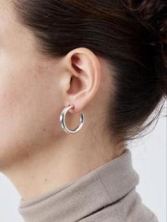 SOPHIE BUHAI ソフィーブハイ シルバー フープピアス ボール付き SOPHIE BUHAI】Hinged Hoops／フープピアス｜THE STORE by C