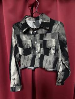 韓国系柄シャツ