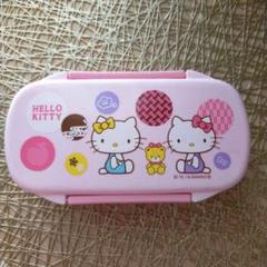ハローキティ♡お弁当箱のサムネイル
