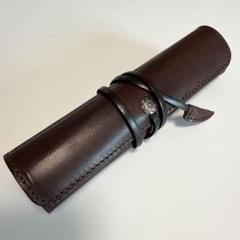 Pent by ケイシイズ オイルド ステアハイド ペンケース ロビン・フッド 楽天市場】即日発送 Pent〈ペント〉 by ケイシイズ オイルド