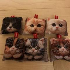 【お試し価格】ハンドメイド　チャーム　キーホルダー　ストラップ　ネコ柄Ｂセット