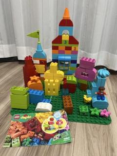 レゴデュプロ　10887 ブロックと基礎版２枚　ロケット