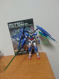 MGガンダムダブルオークアンタフルセイバー 完成品 同時300円値
