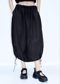 新品タグ付き☆ZARA ナイロンバルーンスカート