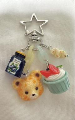 じゃらじゃらキーホルダー キーチャーム くま ブルーベリー ハンドメイド