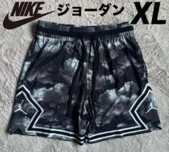 新品未使用タグ付NIKE JORDAN BRANDプールサイドショーツXL 新品未使用タグ付NIKE JORDAN BRANDプールサイドショーツXL