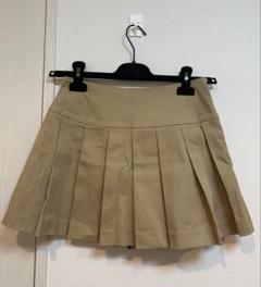 【新品未使用】EVRIS プリーツスカート　インナーパンツ付き　ベージュのサムネイル