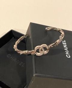CHANEL バングル リストバンド　チュール　ロゴ入り　サーモンピンク　正規品 CHANEL バングル リストバンド チュール ロゴ入り サーモン