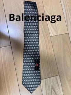 【美品】BALENCIAGA ネクタイ 3本セット ネイビー ブラック ☆美品☆BALENCIAGA ネクタイ ネイビー ストライプ - メルカリ