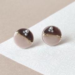 グレージュ ブラウン ゴールド キラキラ パール ピアス 丸 かわいい【427】