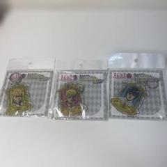 ジョジョの奇妙な冒険 アクリルキーホルダー 3個セット - メルカリ
