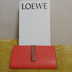 未使用LOEWE ピンク ロゴパターン 二つ折り財布 あす楽対応】 未使用LOEWE ピンク 二つ折り財布 ロゴパターン