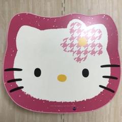 キティ　ピンク　カオハナ　テーブル　①