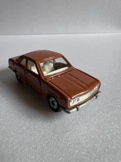 トミカ ニッサン　ブルーバード　旧車