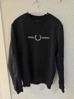 ラスト値引き‼️FRED PERRY ブラック トレーナー　色褪せなし ラスト値引き‼️FRED PERRY ブラック トレーナー色褪せなし