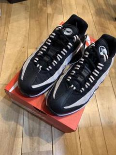 最新作 NIKE エアマックス95 限定カラー