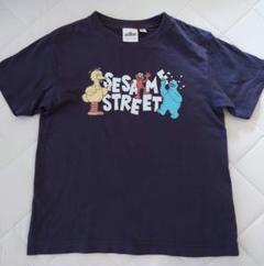 GU　キッズ　半袖　Tシャツ　セサミストリート　140