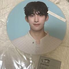 SEVENTEEN FOLLOW AGAIN うちわ ドギョム - メルカリ
