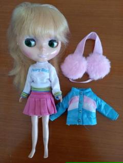 ブライス 人形　洋服付き 　少し汚れあり　送料込み ブライス人形少し汚れあり洋服付き送料込み