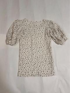 SOOR PLOOM 花柄パフスリーブTシャツ 2Y トップス SOOR PLOOM 花柄パフスリーブTシャツ 4yトップス - メルカリ