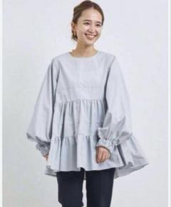 yori ヨリ　フラットカラーティアード ブラウス プルオーバー 長袖　ネイビー ドッキングティアードブラウス | all item| yori
