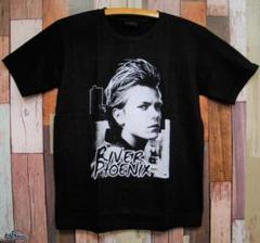 M★新品リバーフェニックス【マイプライベート アイダホ】フォトTシャツのサムネイル
