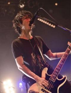 値下げ不可　Grass Roots G-AK-65 ベース　SID 明希ケース付 Amazon | GrassRoots G-AK-65 / WH シド 明希 シグネイチャー