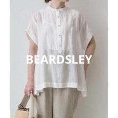 BEARDSLEY パール釦フレンチブラウス ホワイト - メルカリ