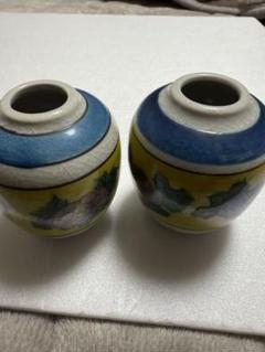 青と黄色の花柄の陶器の花瓶　中古品 青と黄色の花柄の陶器の花瓶 中古品最低 価格