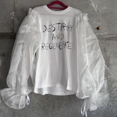 ボリュームスリーブリメイクトップス　ロングスリーブTシャツのサムネイル