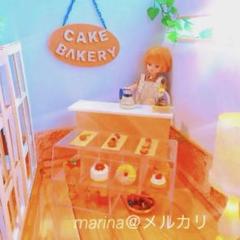 ドールハウス　ケーキ屋さん　ライトつき　ハンドメイド　ケーキ　など　小物付き！