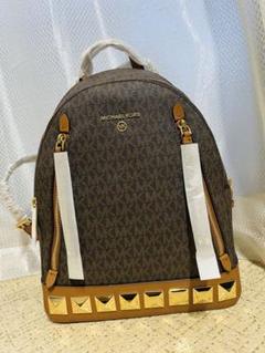 新品未使用 MICHAEL KORS モノグラムリュックのサムネイル